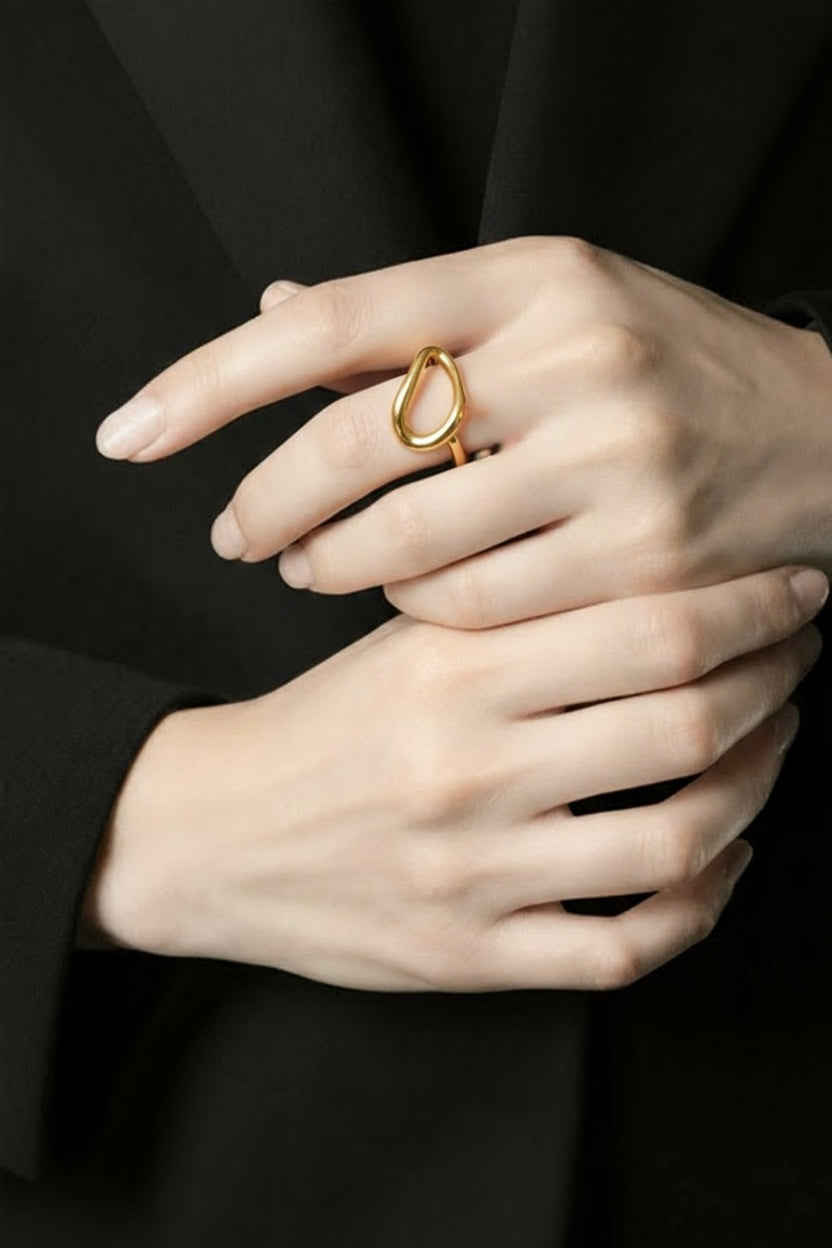 Amman Curve Ring
