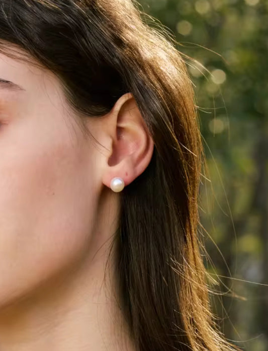 Classic Pearl Studs - 8mm