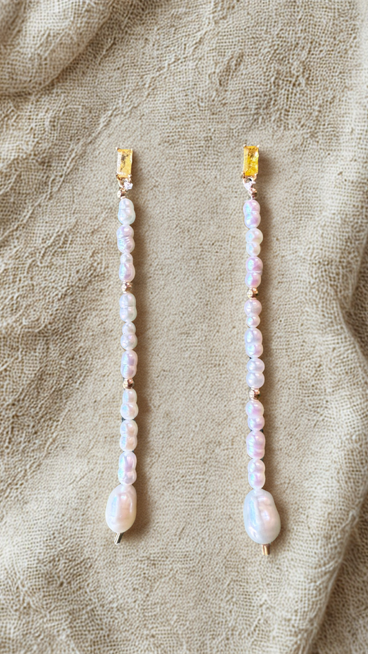 Sól Pearl Earrings